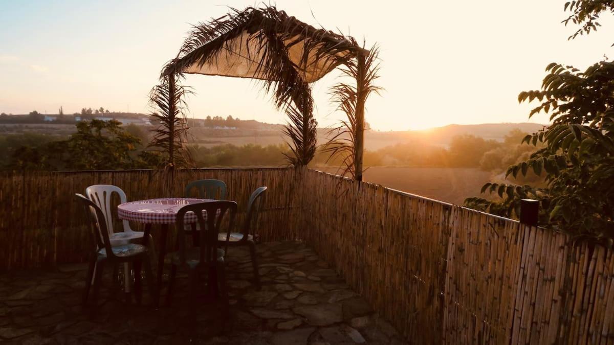 Cortijo Paraiso Charcon Higuera 外观 照片